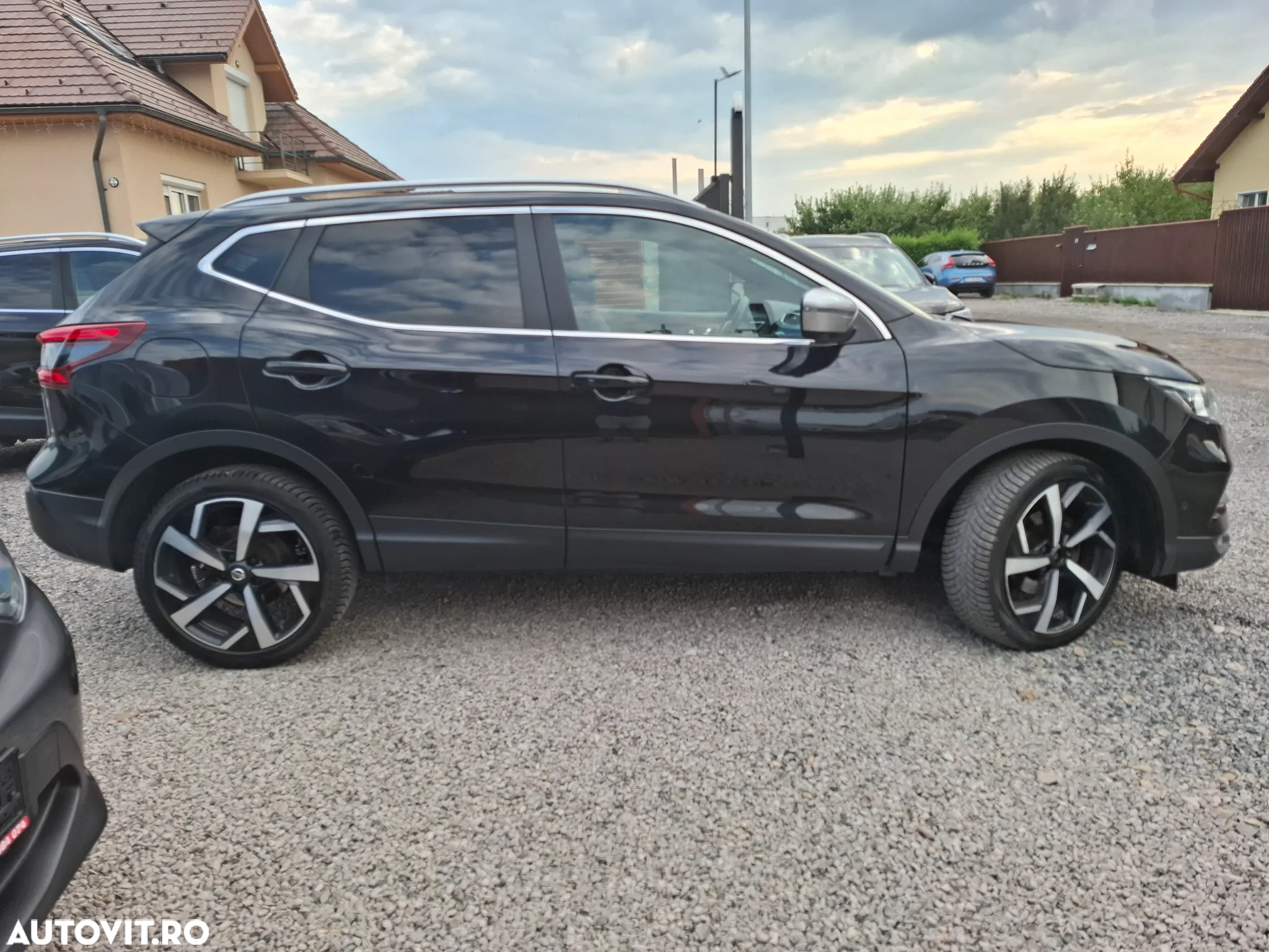 Nissan Qashqai 1.5 DCI TEKNA+ - 11