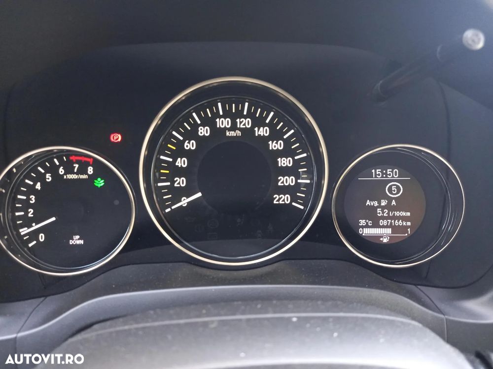 Honda HR-V 1.5 i-VTEC M/T Elegance - 10