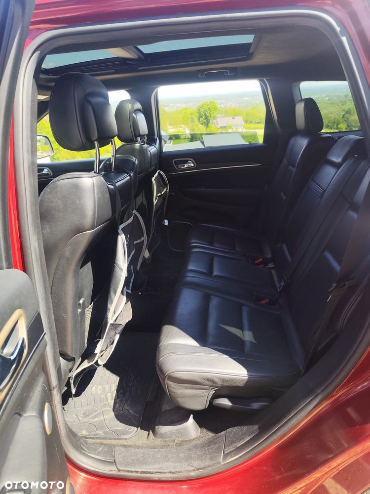 Jeep Grand Cherokee - 14