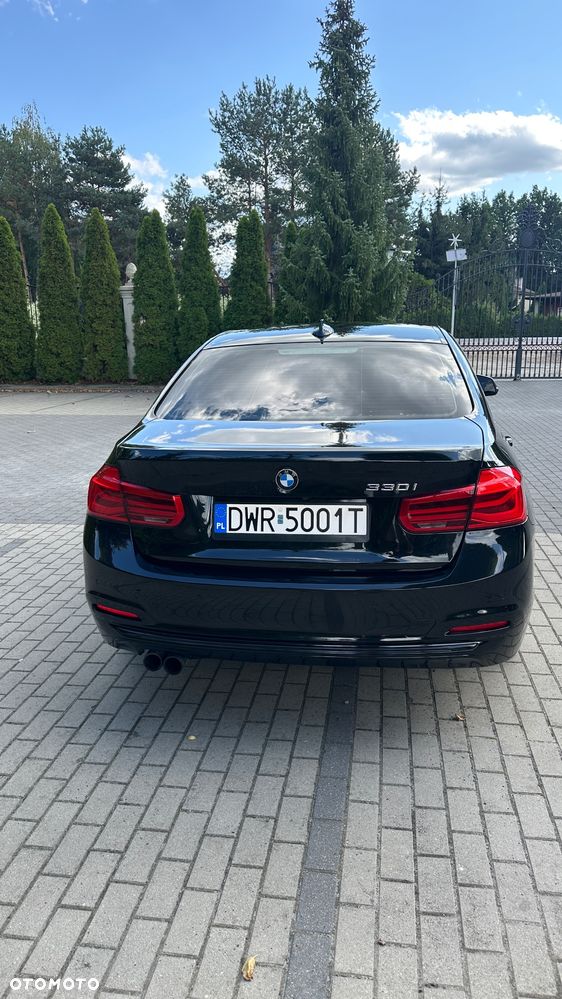 BMW Seria 3 330i Luxury Line sport - 5