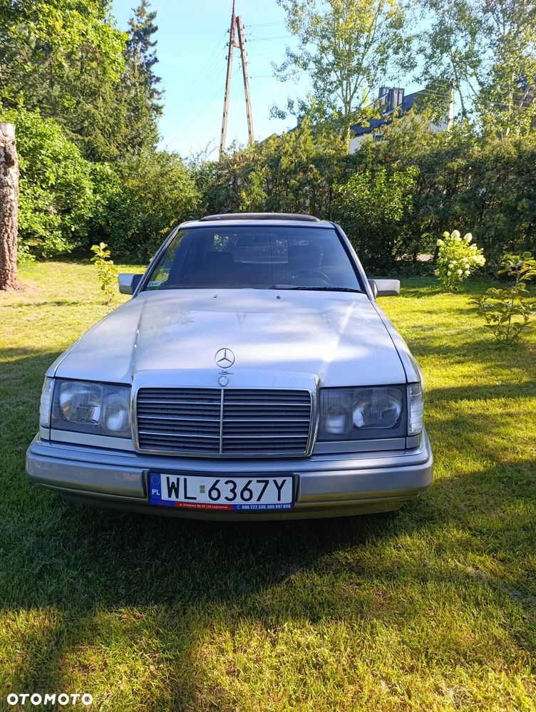 Mercedes-Benz W124 (1984-1993) ver-300-gd - 2