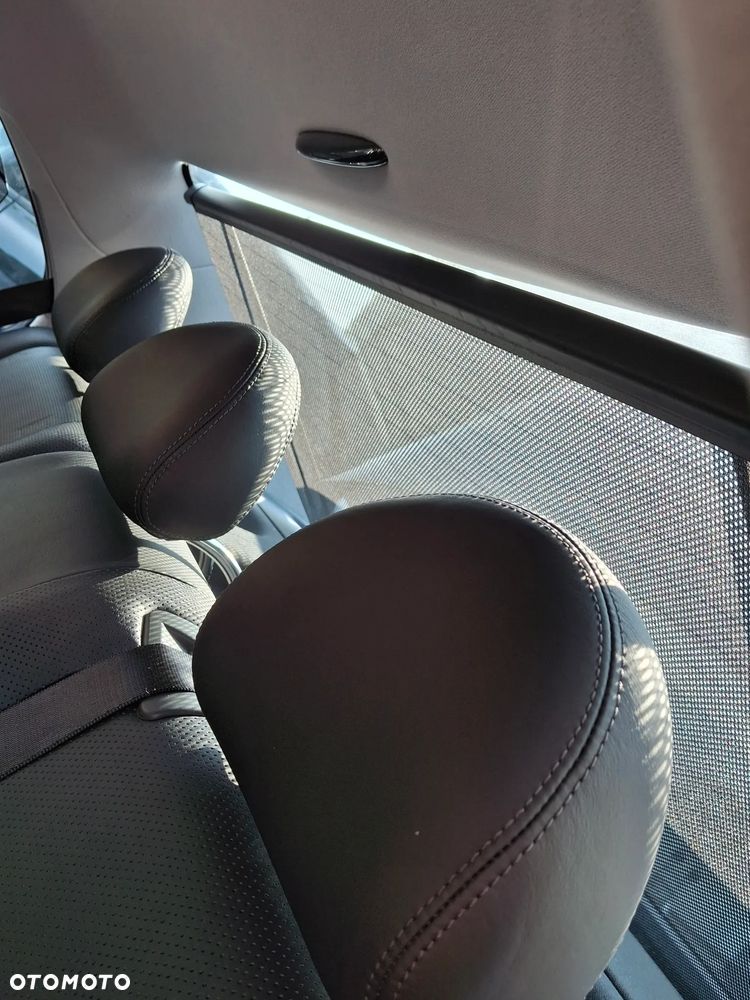 Mercedes-Benz Klasa E 500 Avantgarde Sport Edition - 36
