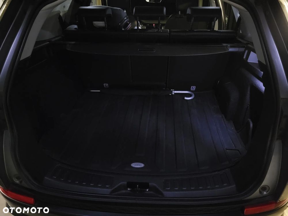 Land Rover Discovery Sport - 13