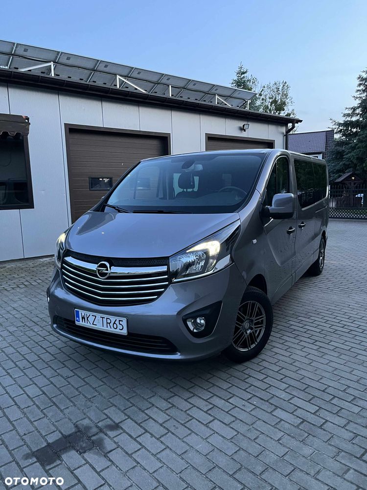 Opel Vivaro - 1