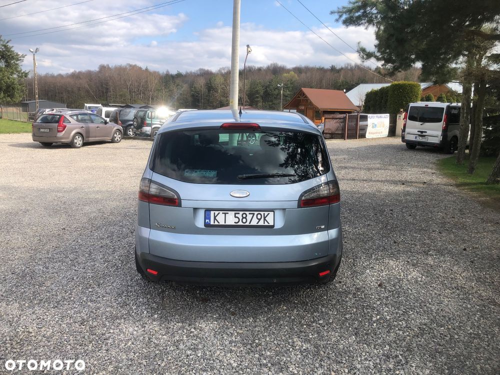 Ford S-Max 2.0 TDCi DPF Titanium - 9