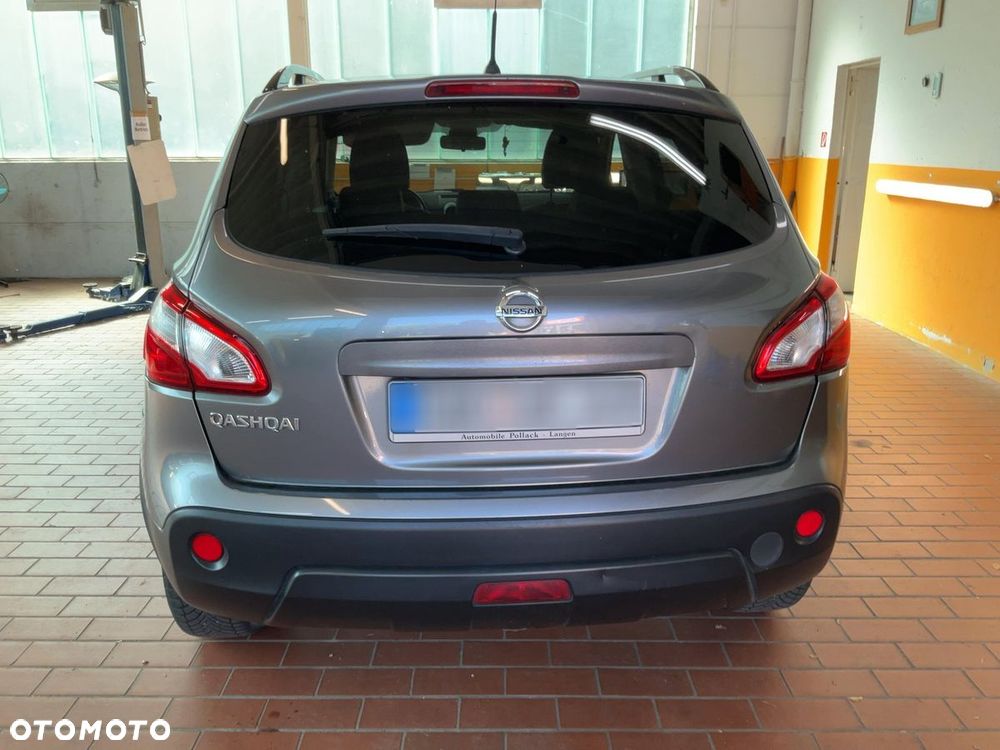 Nissan Qashqai 2.0 CVT 360 - 22