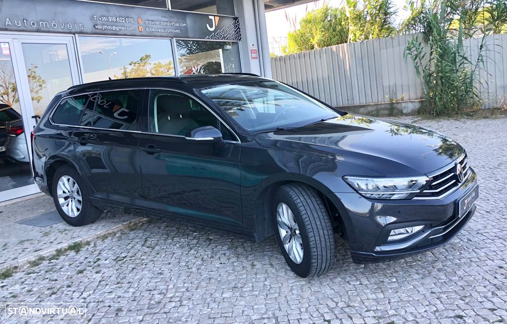 VW Passat Variant 2.0 TDI Business DSG - 8