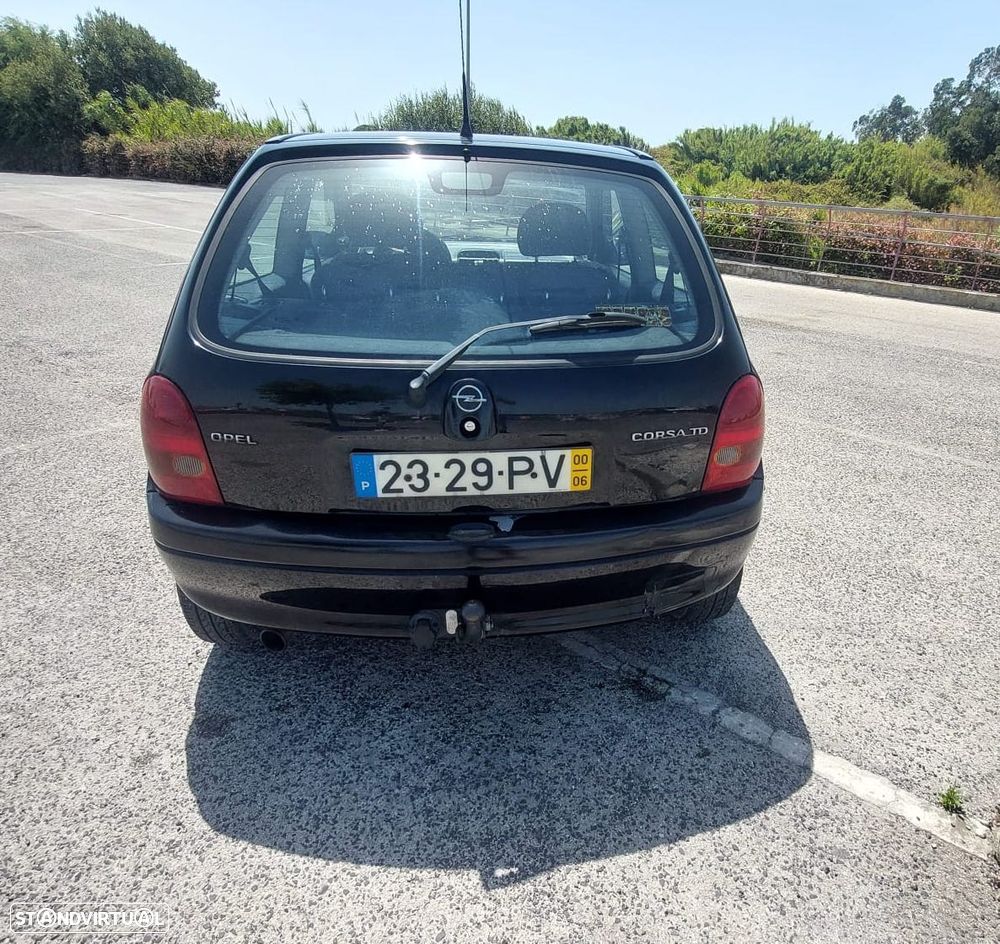 Opel Corsa 1.5 TD - 1