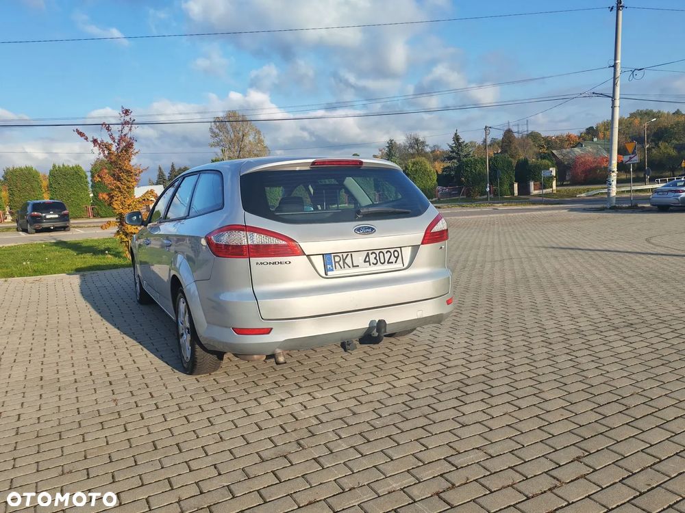 Ford Mondeo - 8