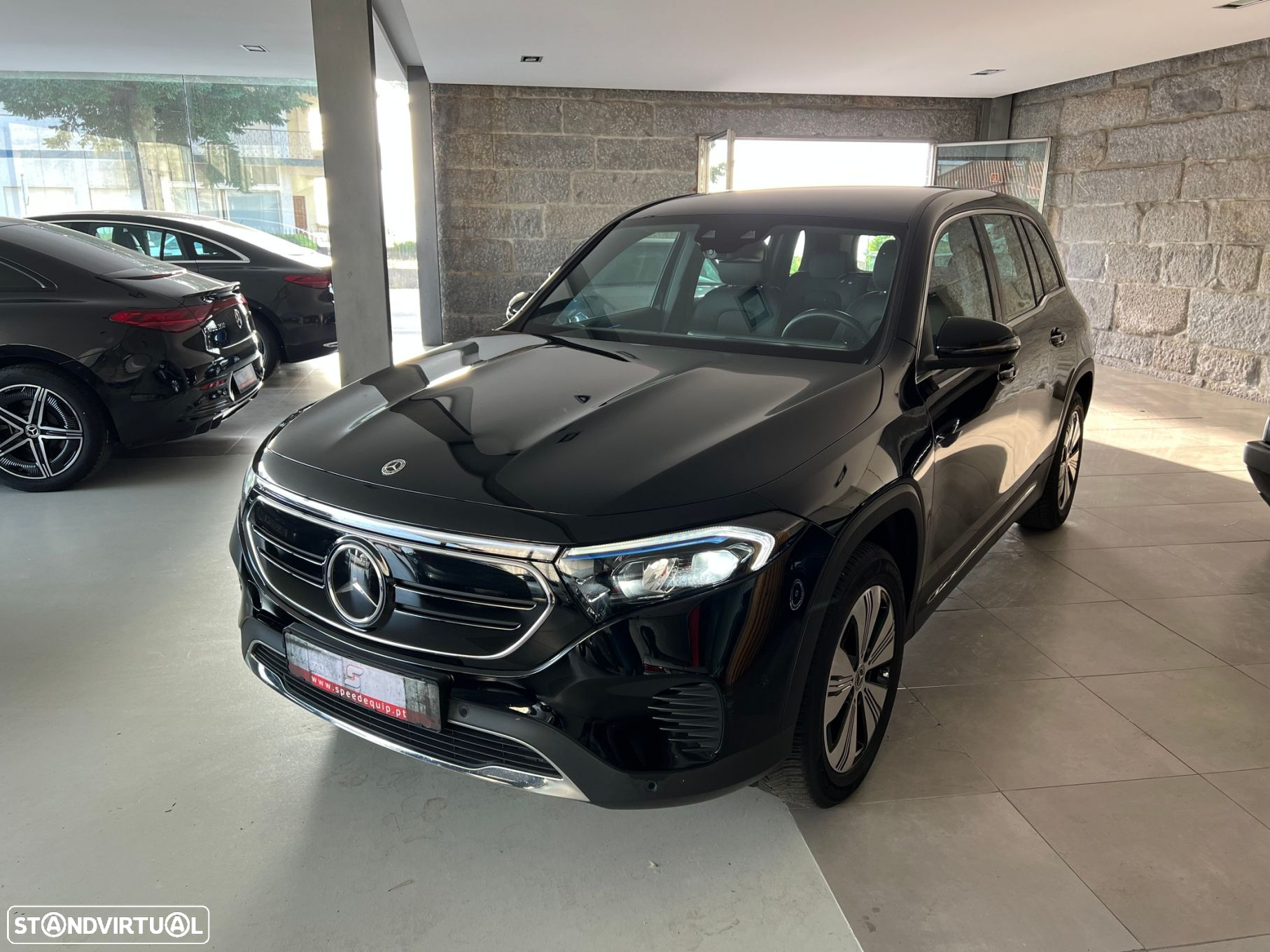 Mercedes-Benz EQB 250 Progressive - 27