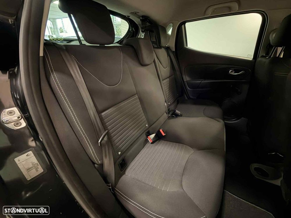 Renault Clio 0.9 TCe Limited - 16
