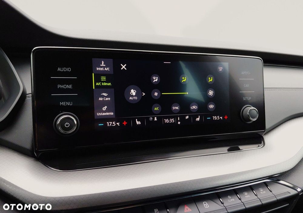 Skoda Octavia 2.0 TDI Ambition DSG - 31