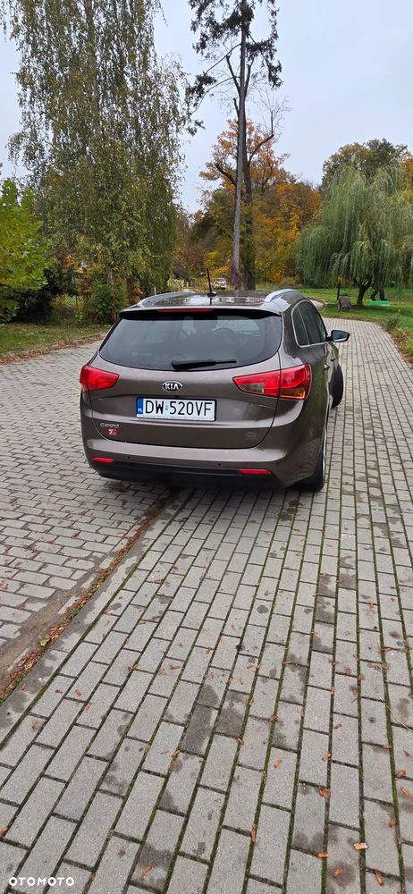 Kia Ceed - 6