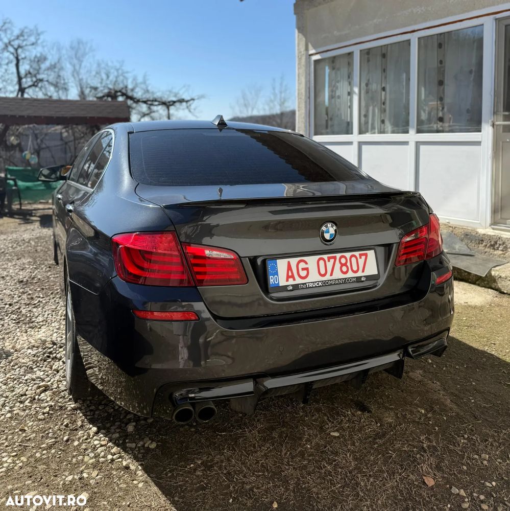 BMW Seria 5 525d xDrive Sport-Aut. - 2