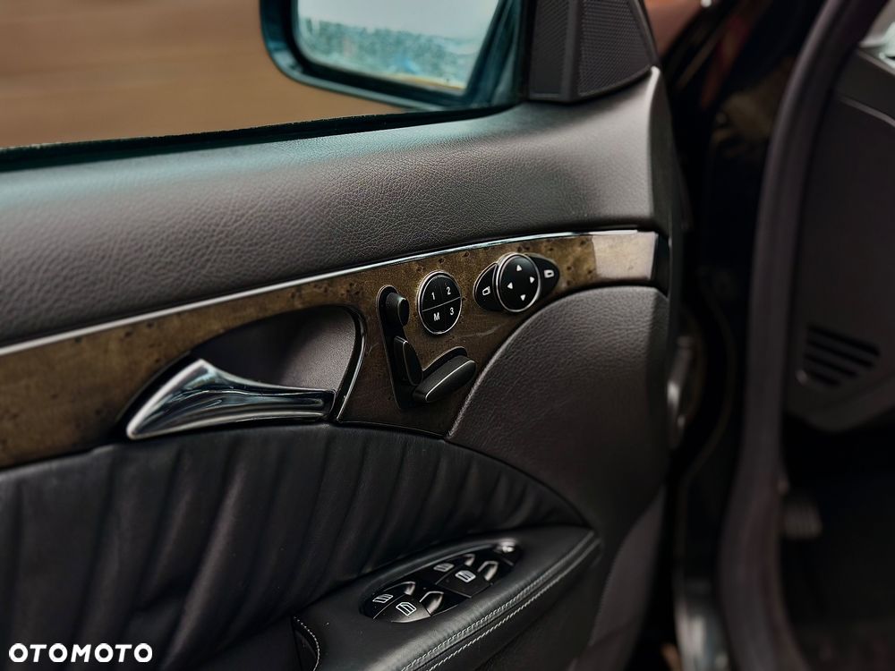 Mercedes-Benz Klasa E 320 Avantgarde - 23