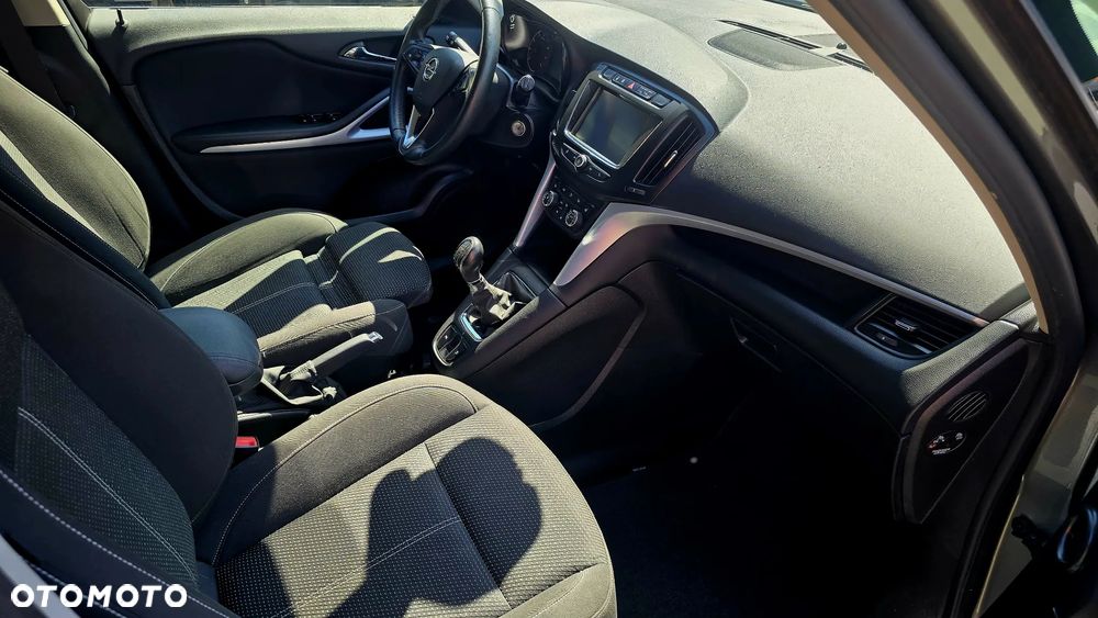 Opel Zafira 1.4 Turbo Innovation - 18