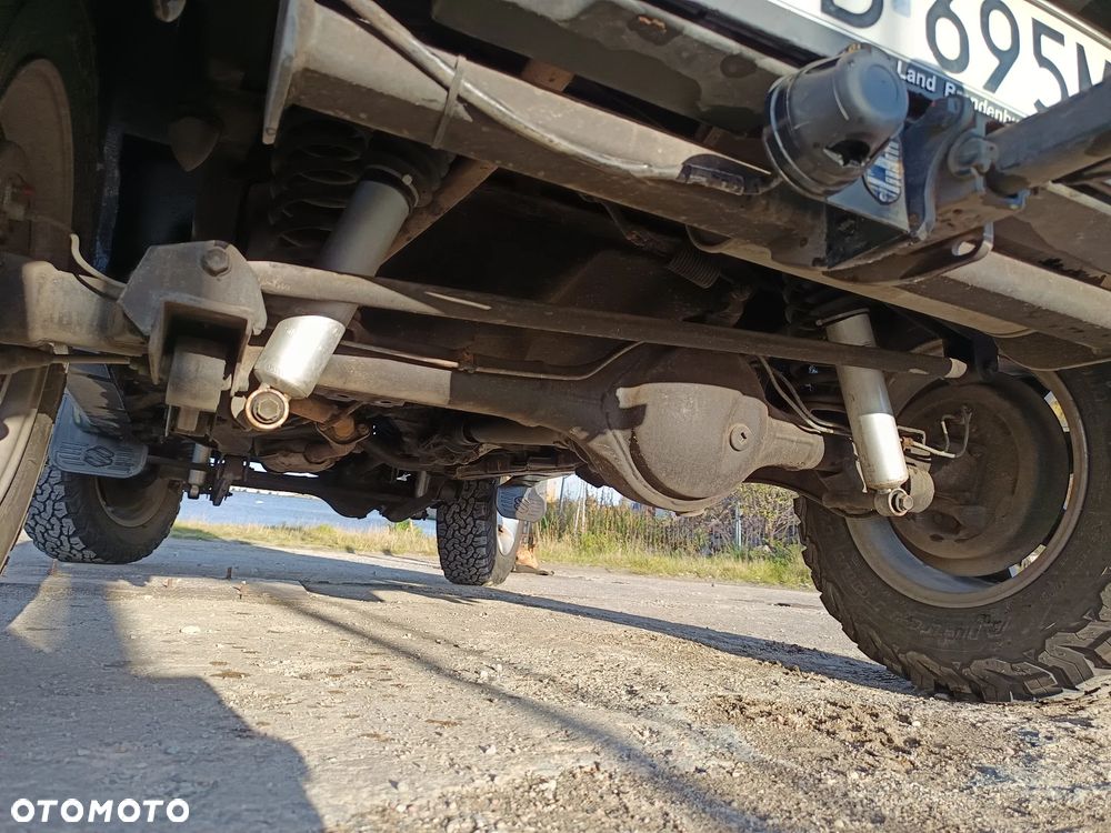 Suzuki Jimny 1.3 - 19