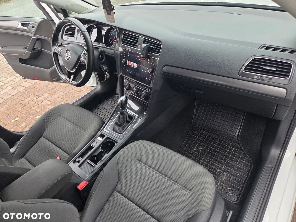 Volkswagen Golf VII 1.6 TDI BMT Comfortline DSG - 14