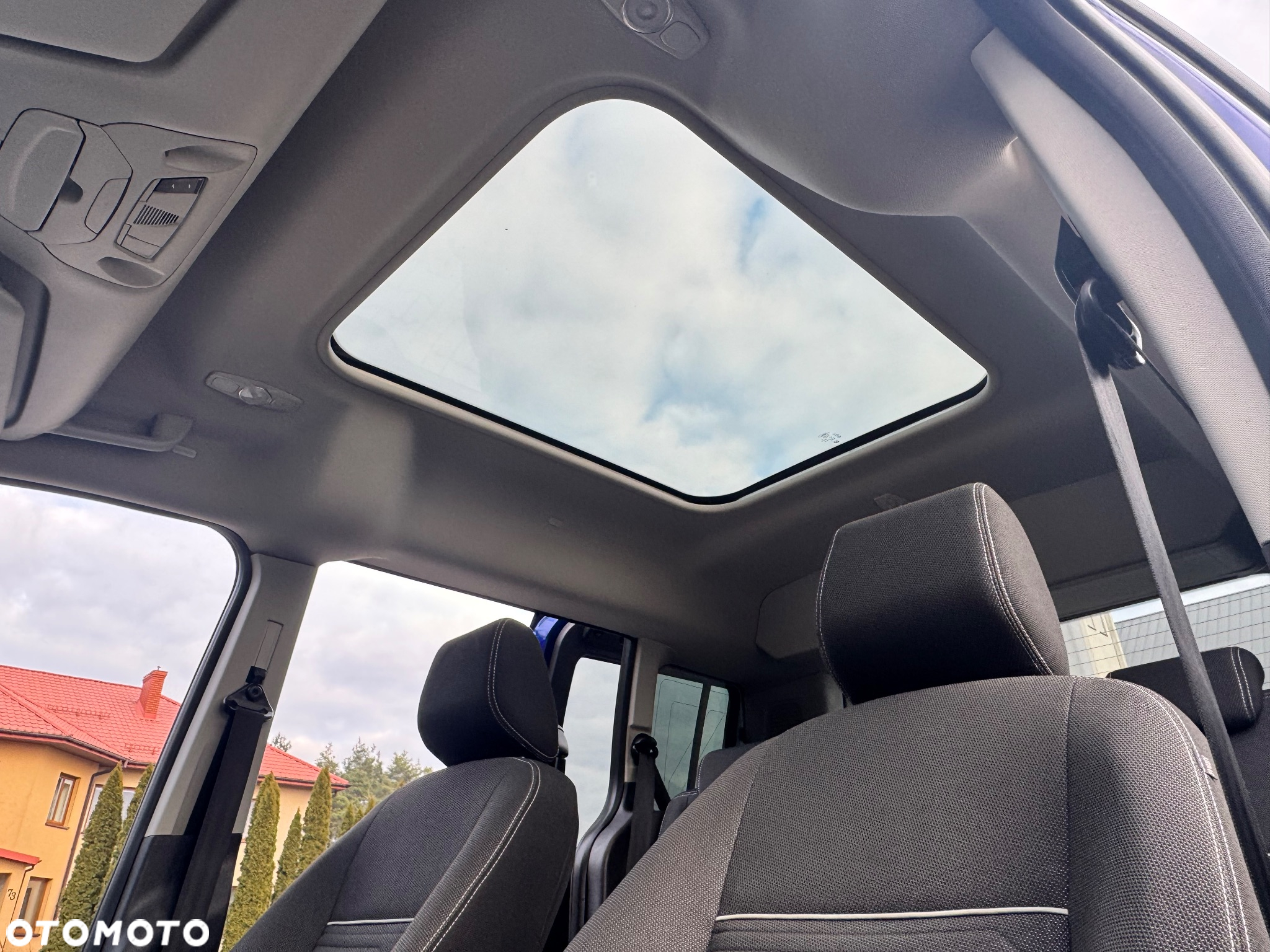 Ford Tourneo Connect 1.5 TDCi Start-Stop Titanium - 36