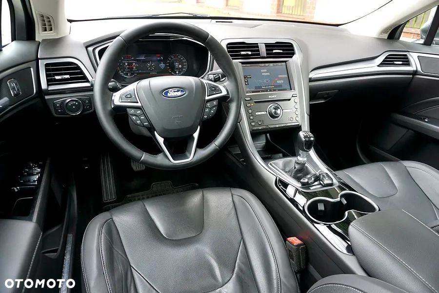 Ford Mondeo Turnier 2.0 TDCi Start-Stopp Titanium - 25