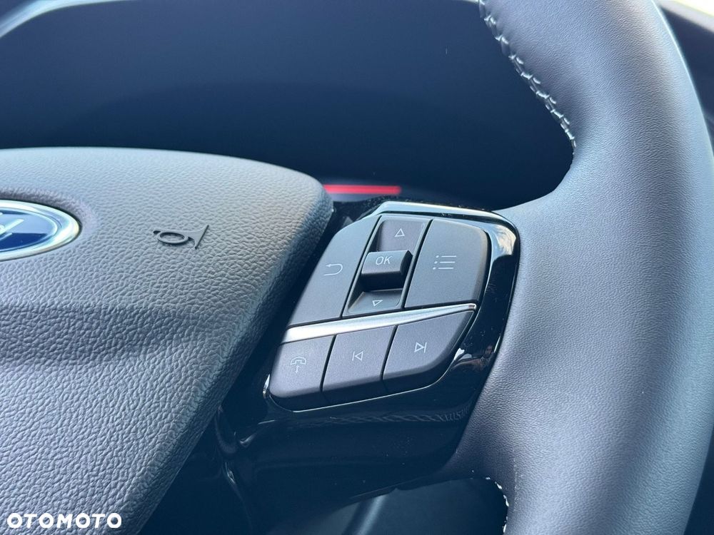 Ford Kuga 2.5 Duratec FHEV SOUND EDITION - 9