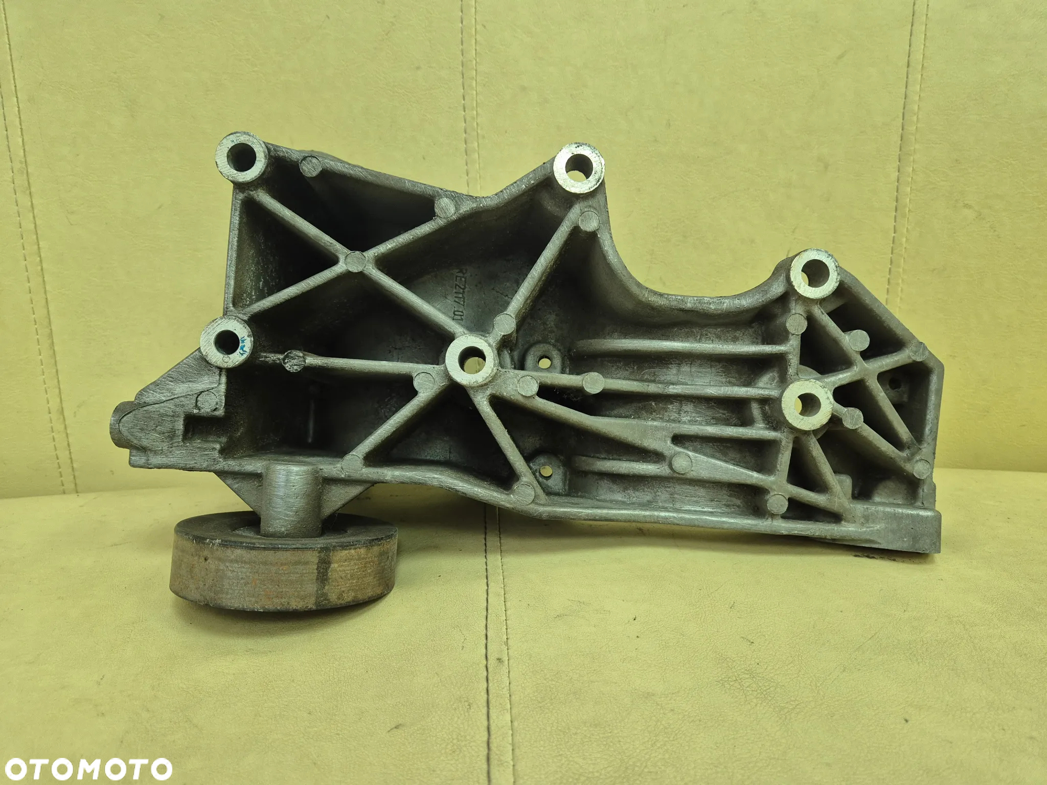 ŁAPA PODPORA MOCOWANIE WSPORNIK ALTERNATORA AUDI A4 B6/ VW PASSAT B5 FL 1.8/ 2.0 B 06B903143L - 7