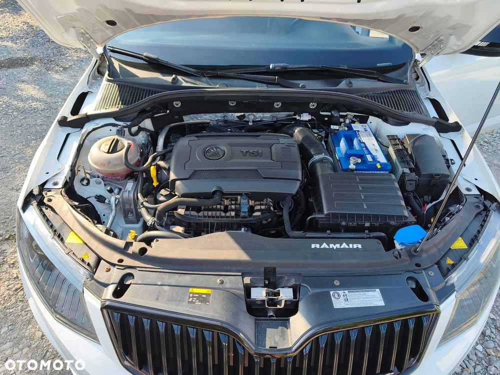 Skoda Octavia 2.0 TSI DSG RS 230 - 35