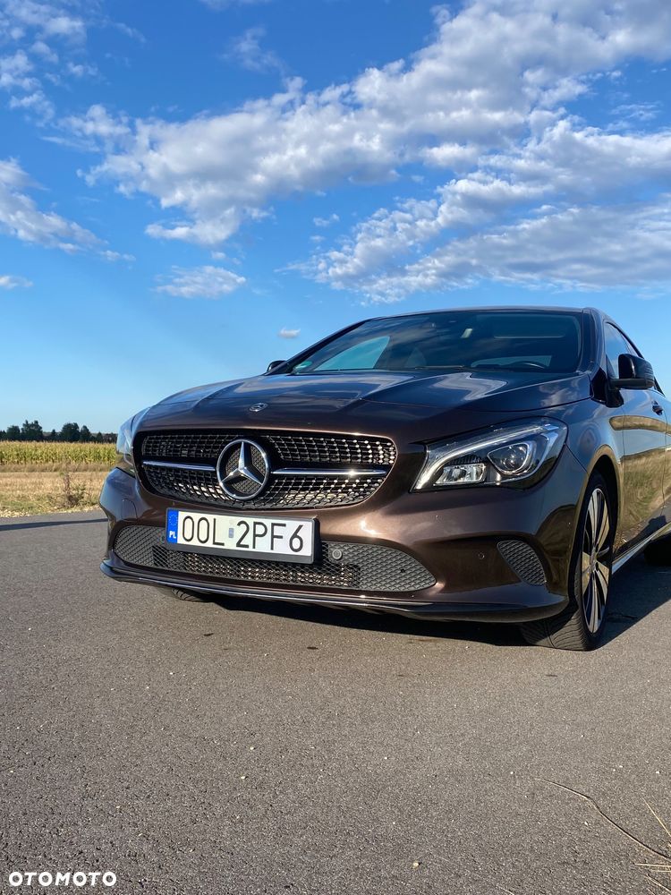 Mercedes-Benz CLA - 9