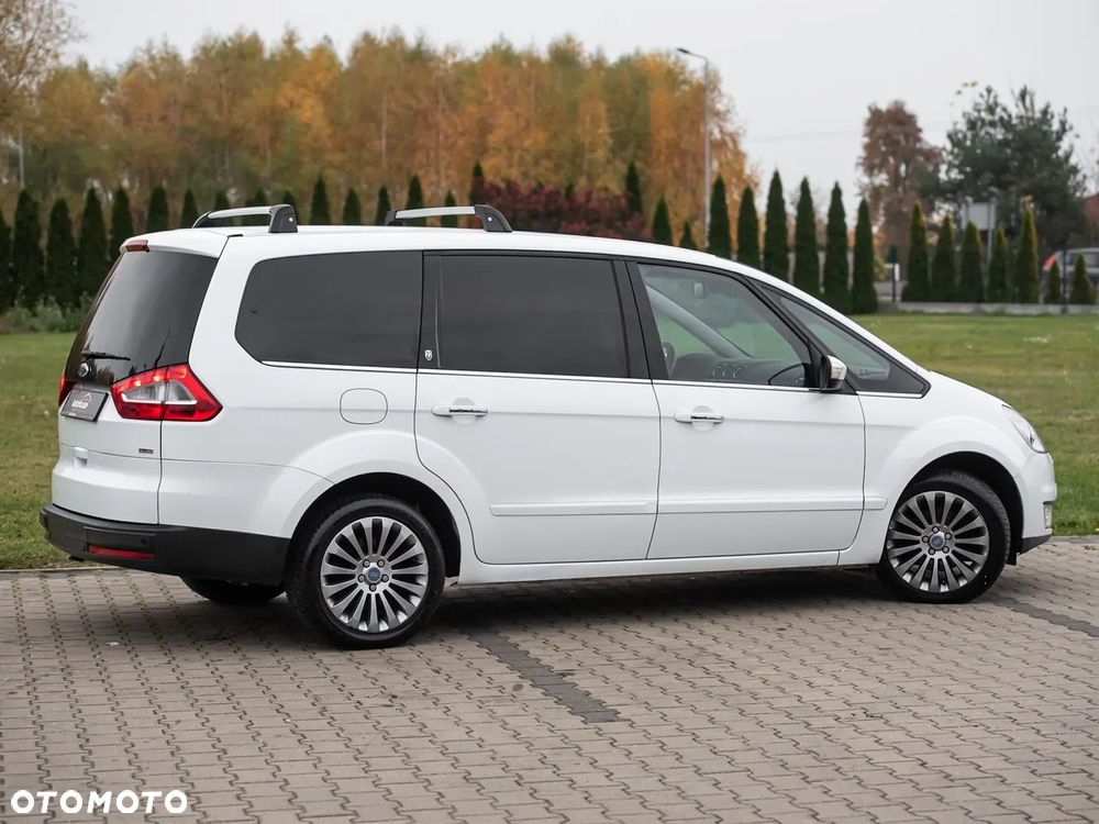 Ford Galaxy - 13