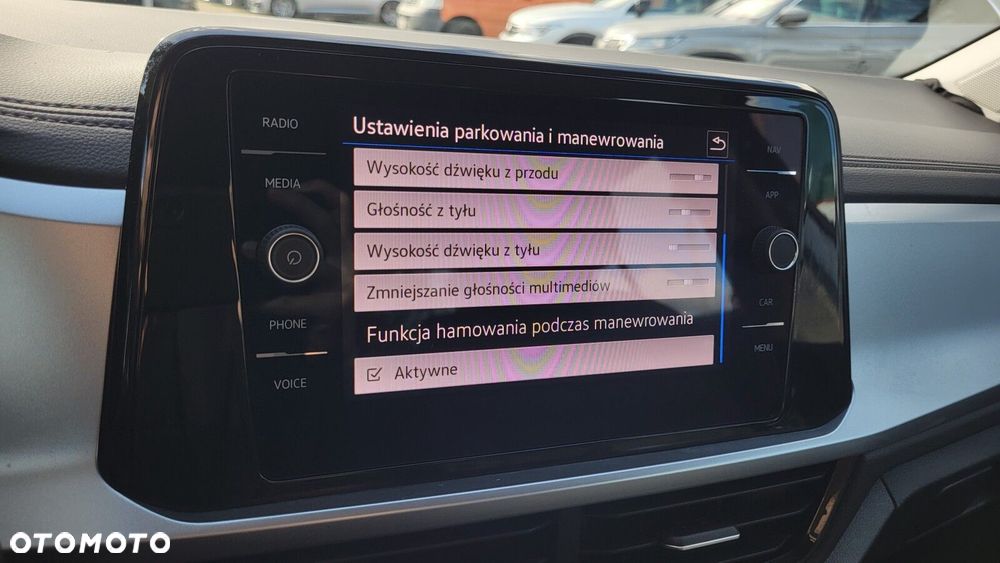 Volkswagen T-Roc 1.5 TSI Life DSG - 38