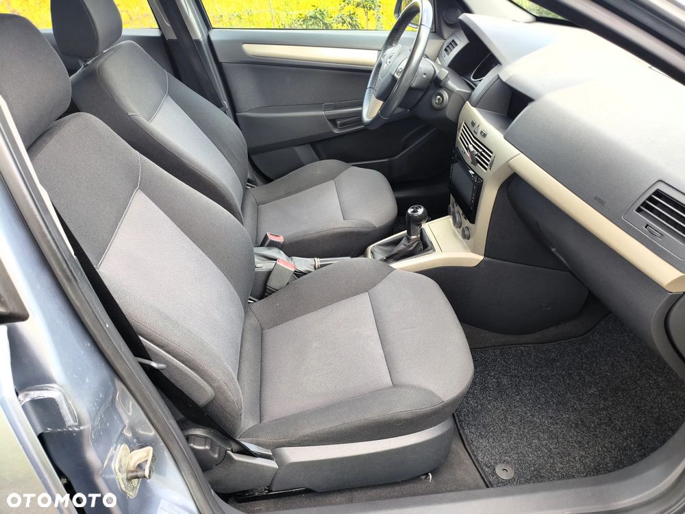 Opel Astra 1.4 Enjoy - 15