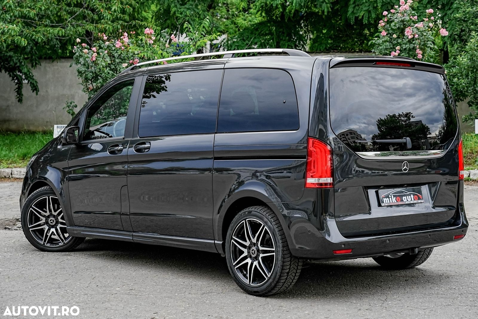 Mercedes-Benz V 220 d kompakt 9G-TRONIC Edition 2020 - 8