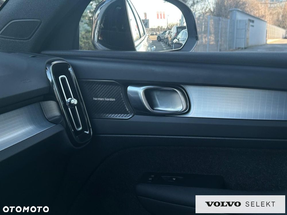Volvo XC 40 - 37