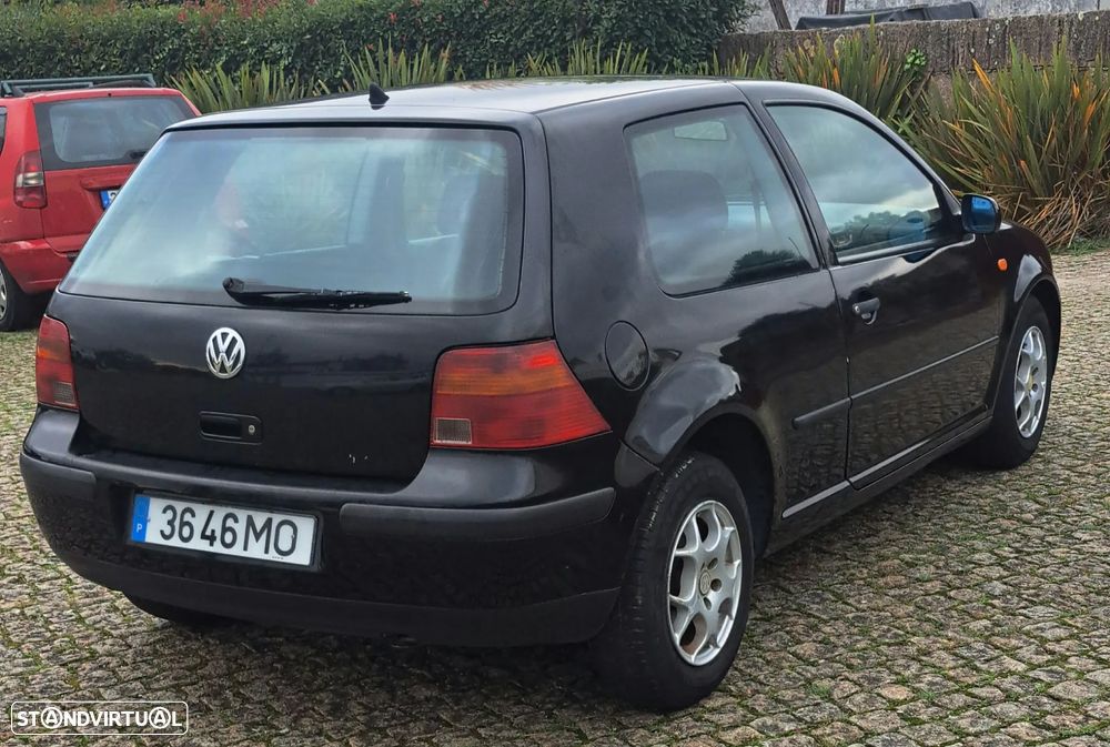 VW Golf 1.4i 25 Anos - 3