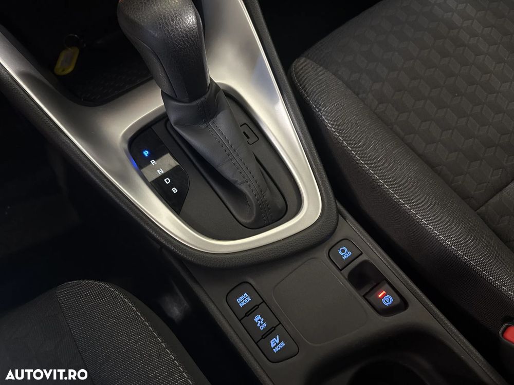 TOYOTA Yaris 2022 — imagine 17