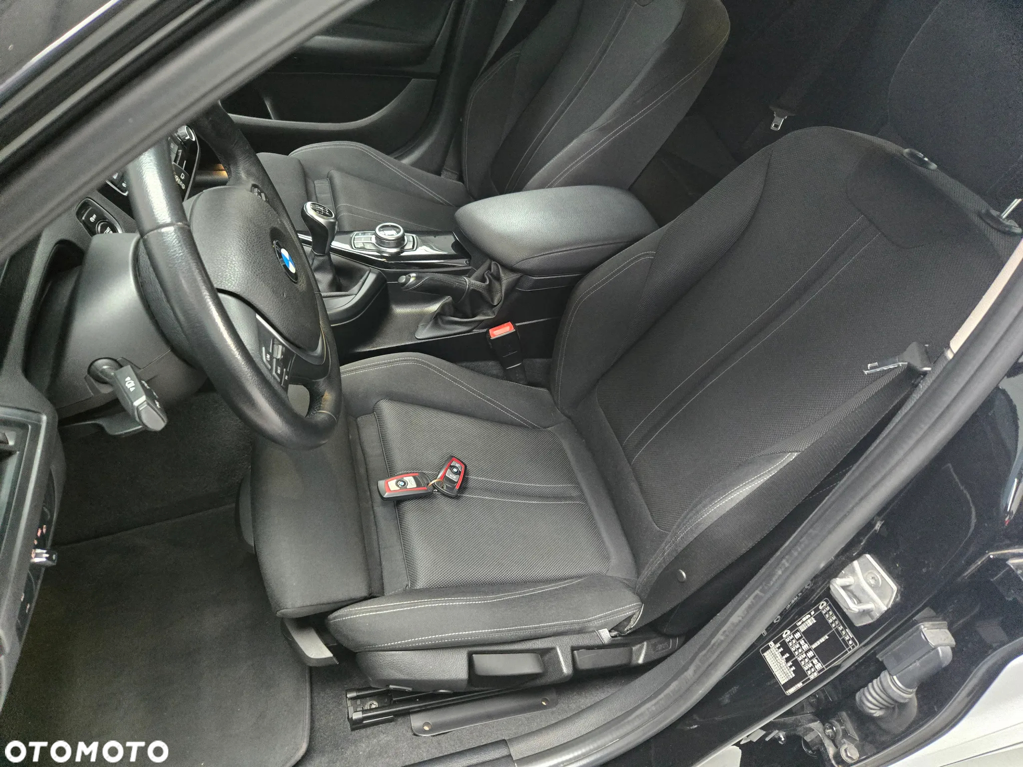 BMW Seria 1 118i GPF Sport Line Shadow - 17