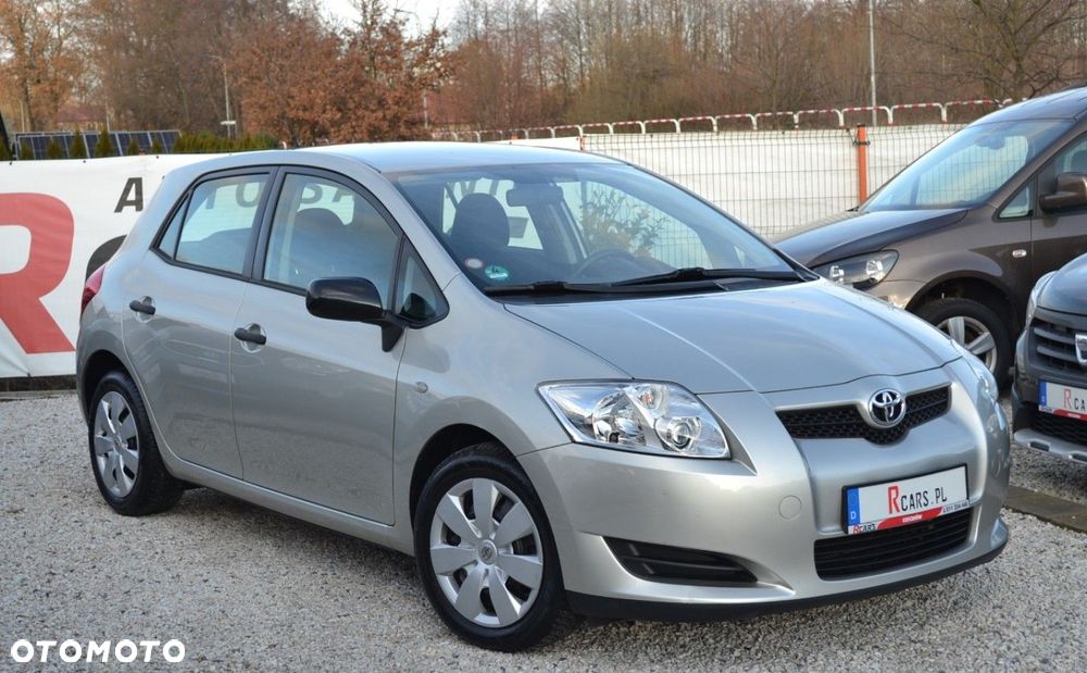 Toyota Auris 1.33 VVT-i Terra - 9