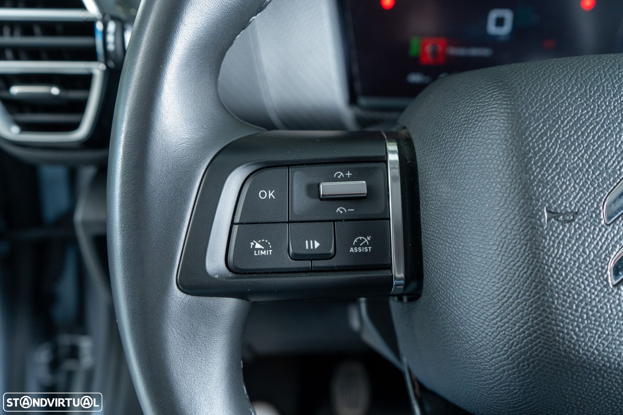 Citroën C4 1.2 PureTech Shine - 23