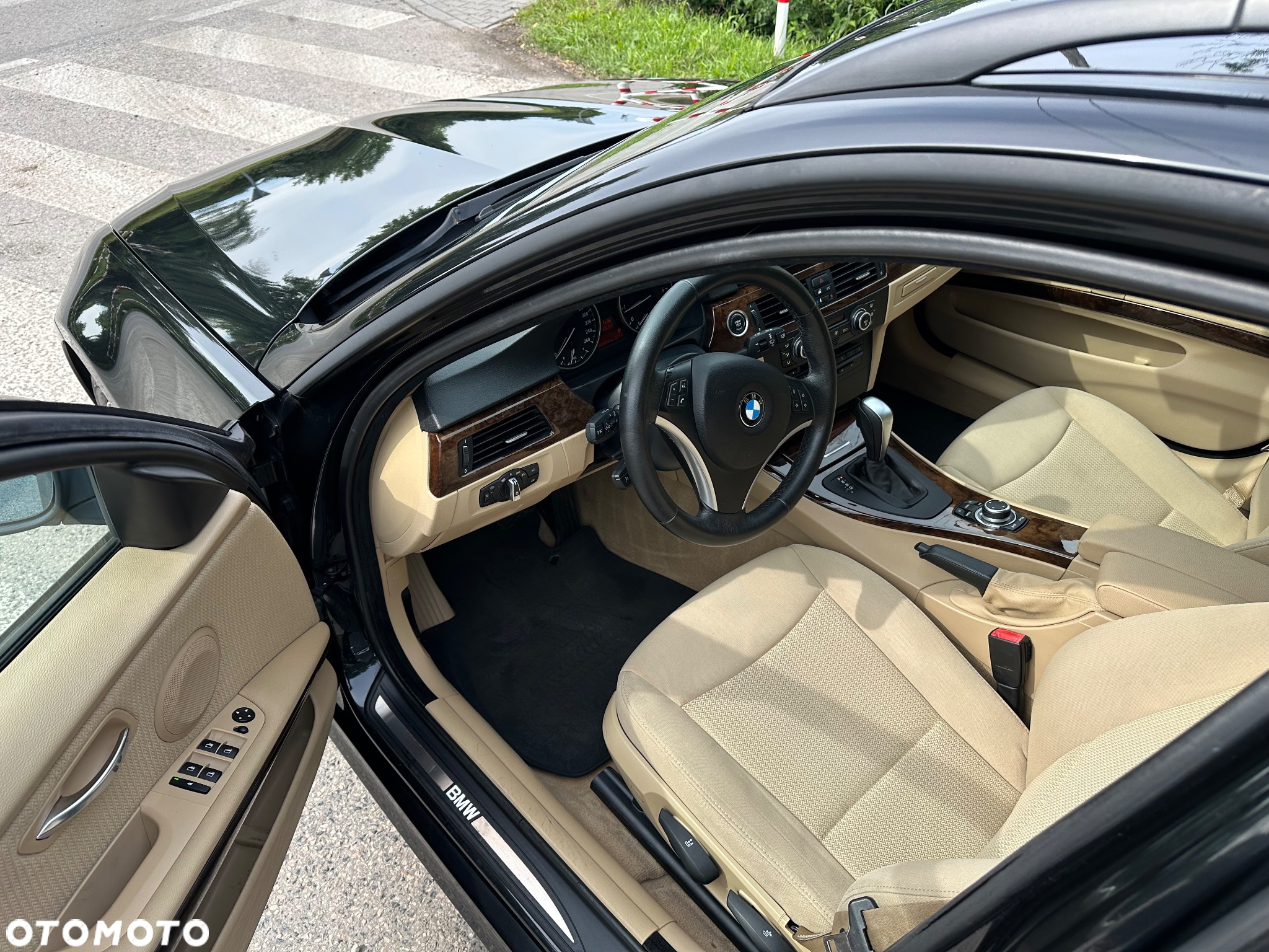 BMW Seria 3 318i Touring Edition Exclusive - 14