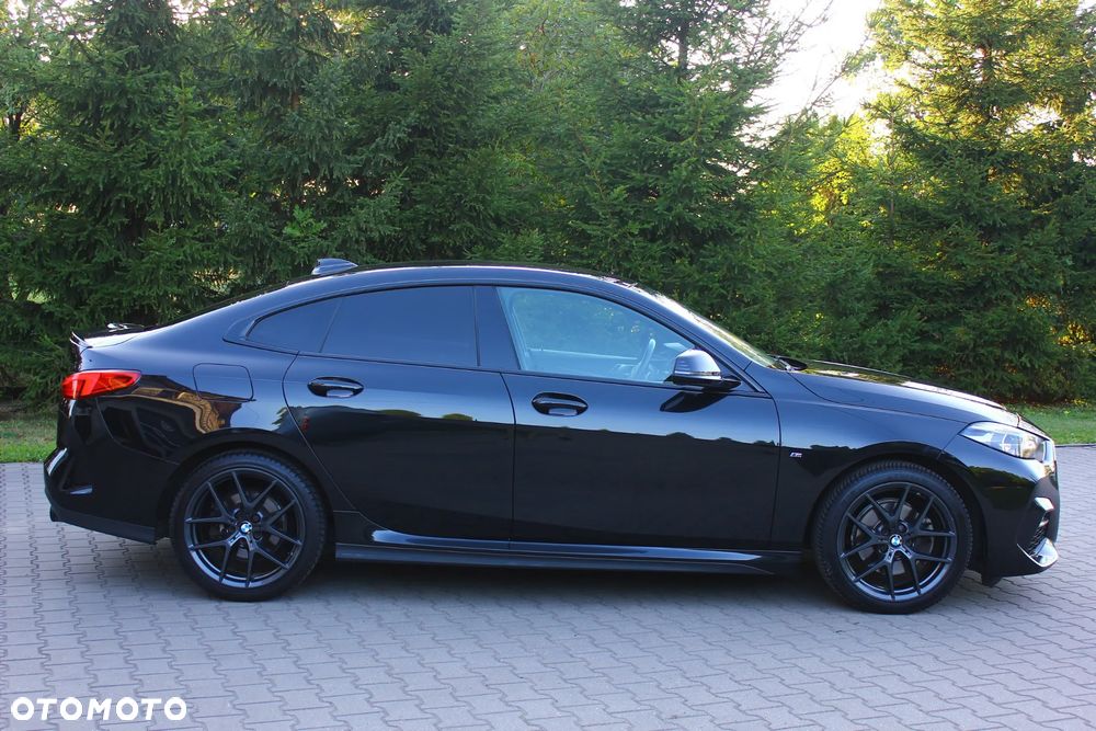 BMW Seria 2 218d M Sport sport - 21