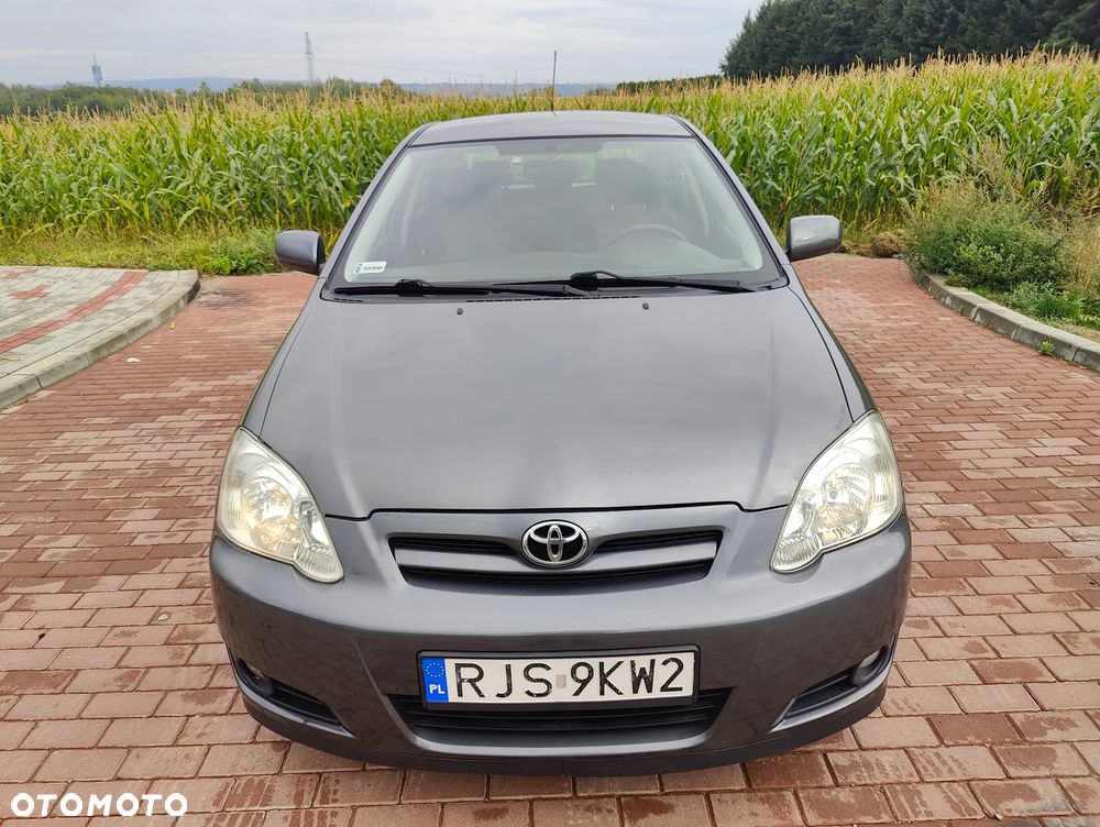 Toyota Corolla 1.6 VVT-i Sol - 10