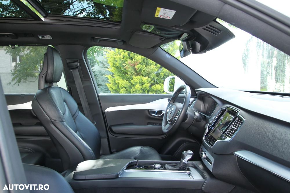 Volvo XC 90 D5 AWD R-Design - 29