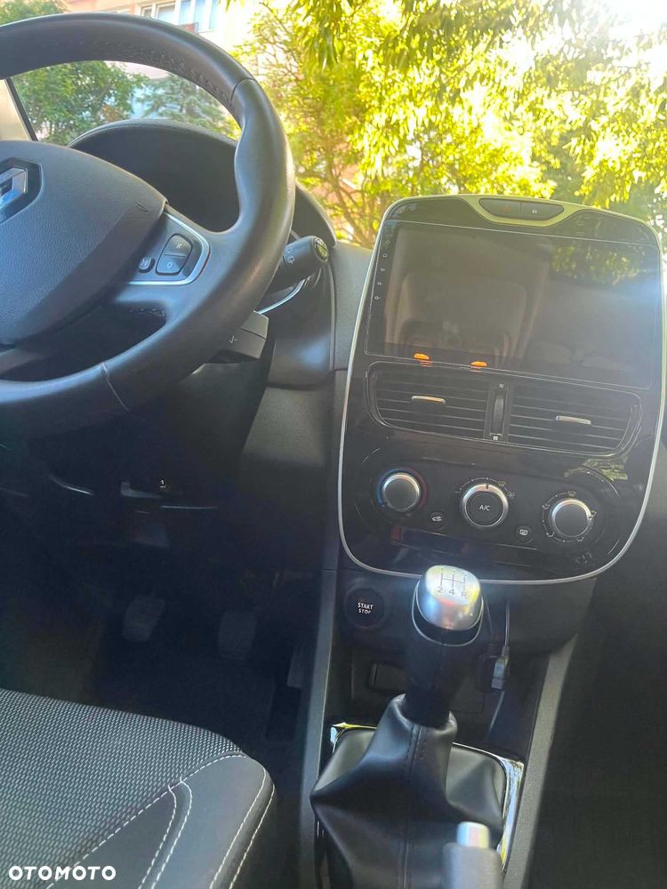 Renault Clio - 7