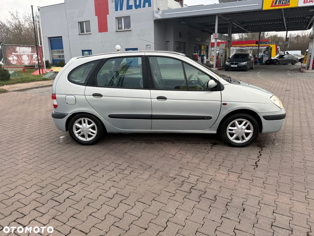 Renault Scenic 1.6 16V Authentique - 5