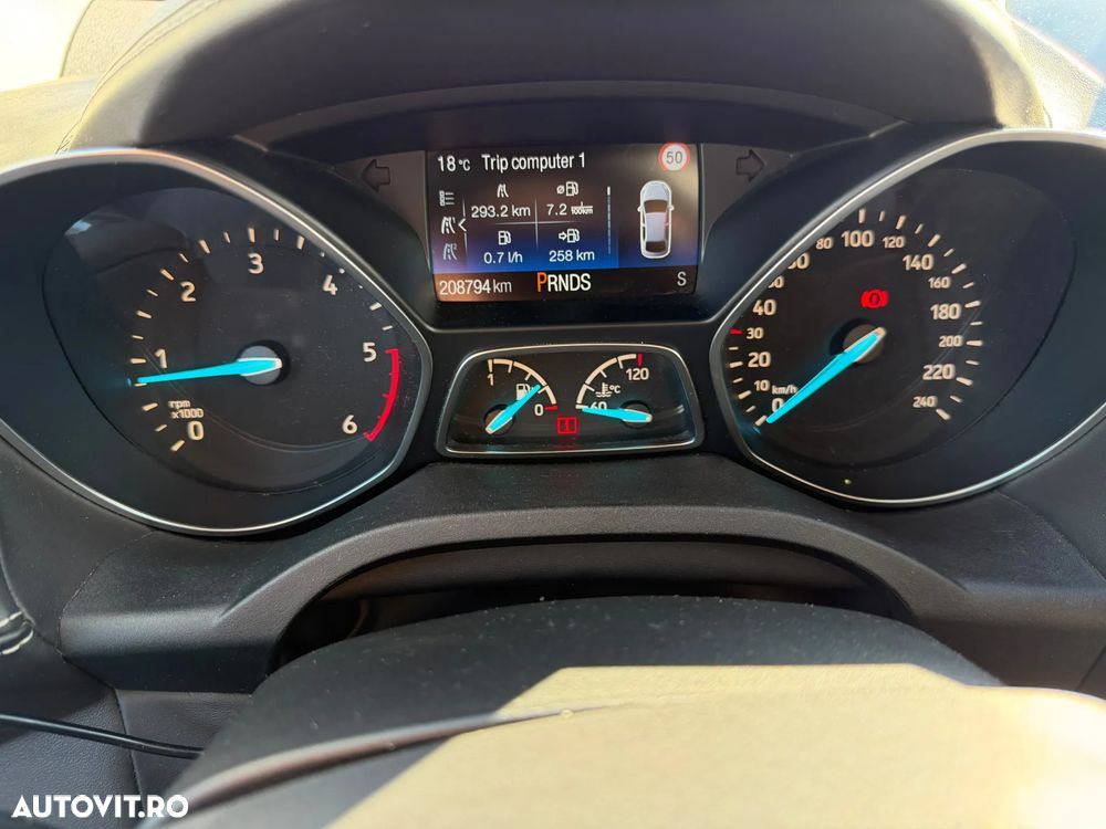 Ford Kuga - 6