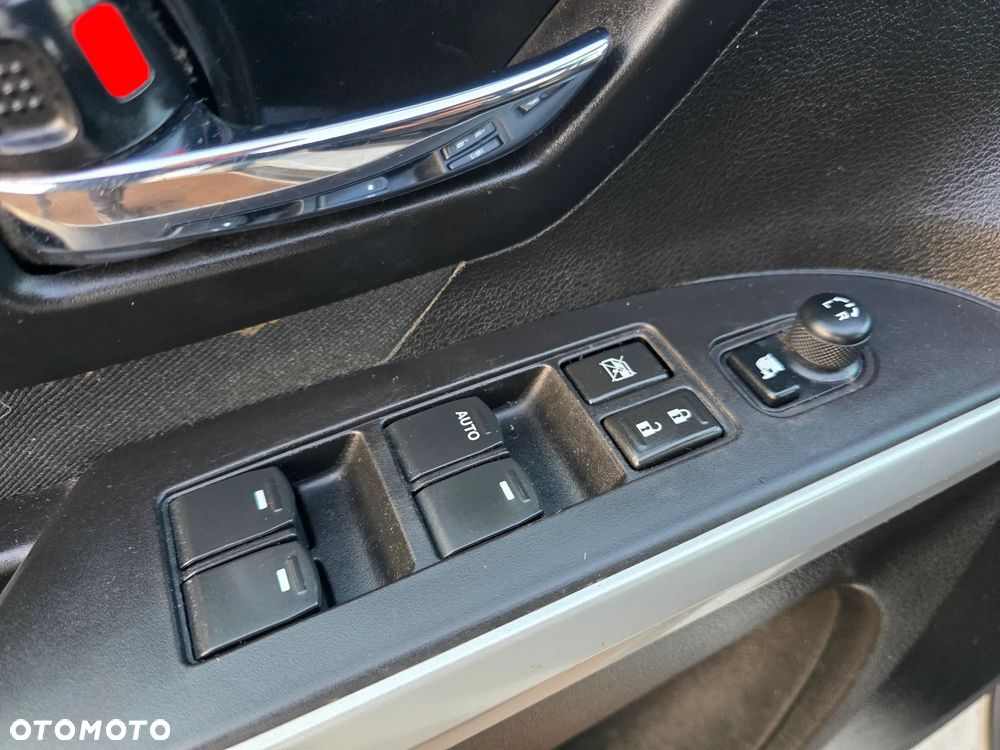 Suzuki SX4 S-Cross 1.6 DDiS 4x4 Comfort - 17