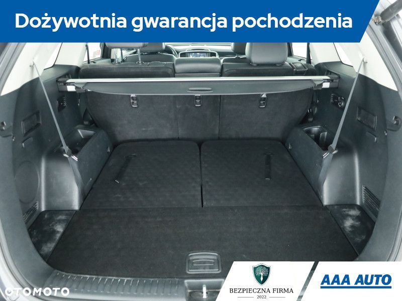 Kia Sorento - 12