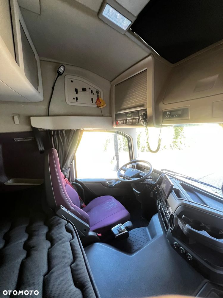 Volvo FM 430 ADR - 38