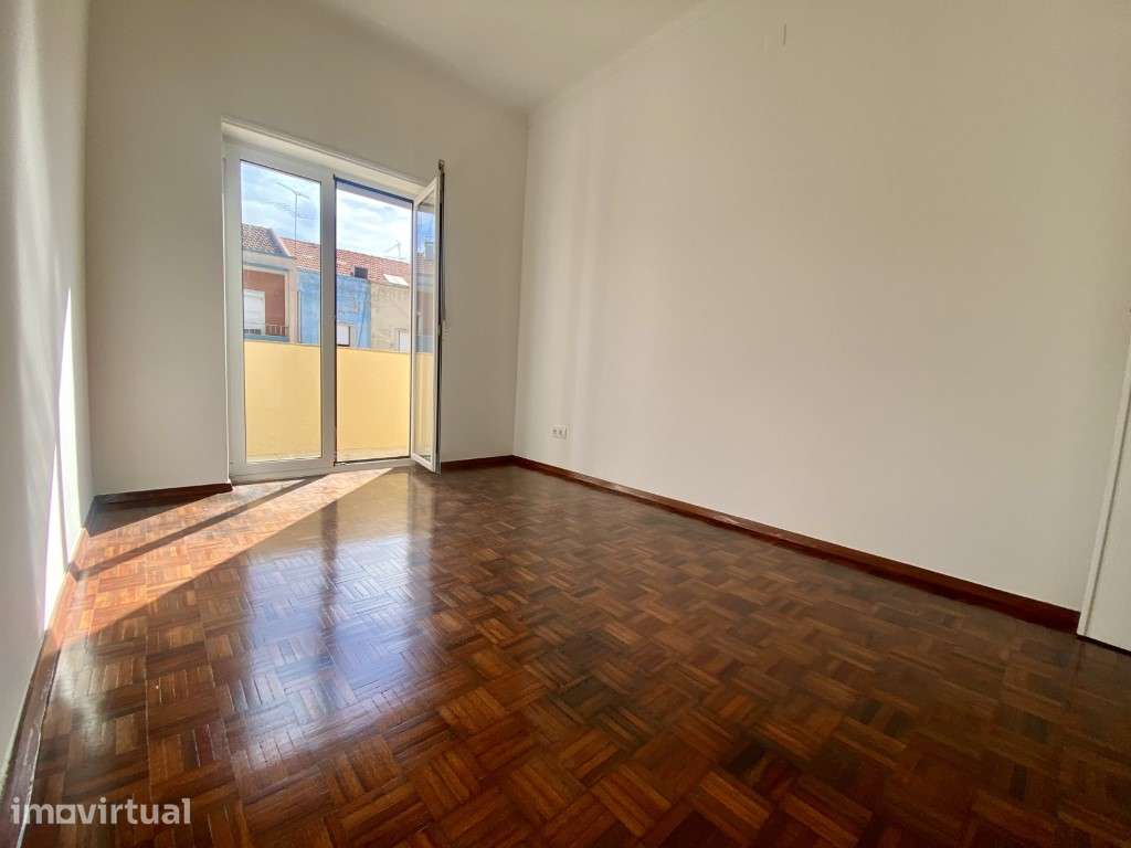 Apartamento muito central, com Aproveitamento de Sotão - Grande imagem: 5/27