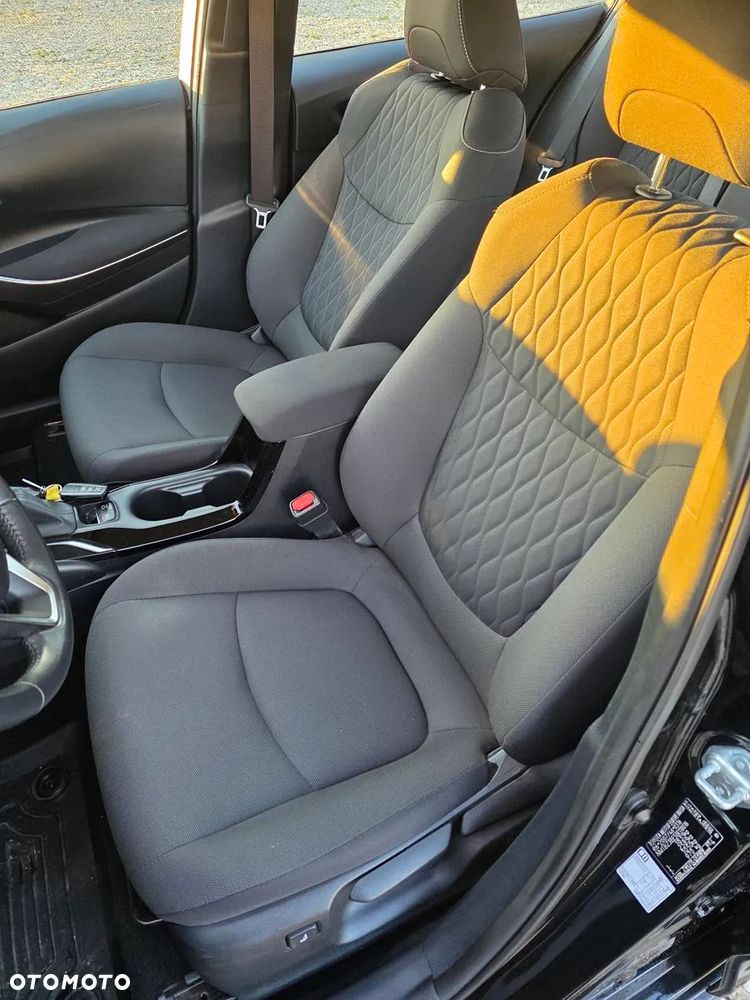 Toyota Corolla 1.8 Hybrid Comfort - 11